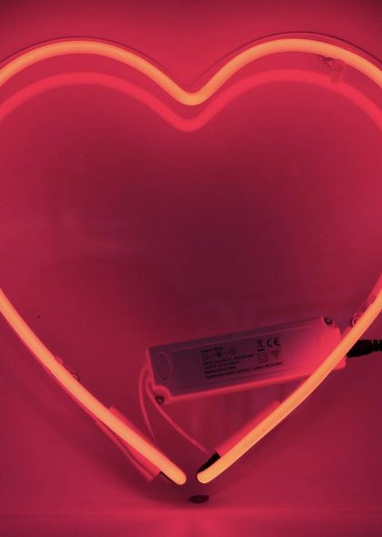 Neon Light ‘Heart’ Wall Sign
